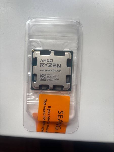 AMD Ryzen 7 7800X3D 032 фото