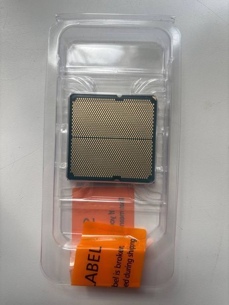 AMD Ryzen 7 7800X3D 032 фото